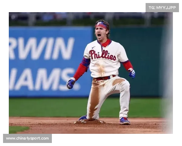 费城人施瓦伯56轰略胜大谷翔平，创队史近20年本垒打新高